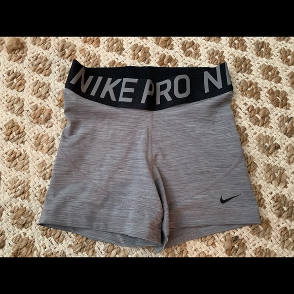 nike women's pro 3